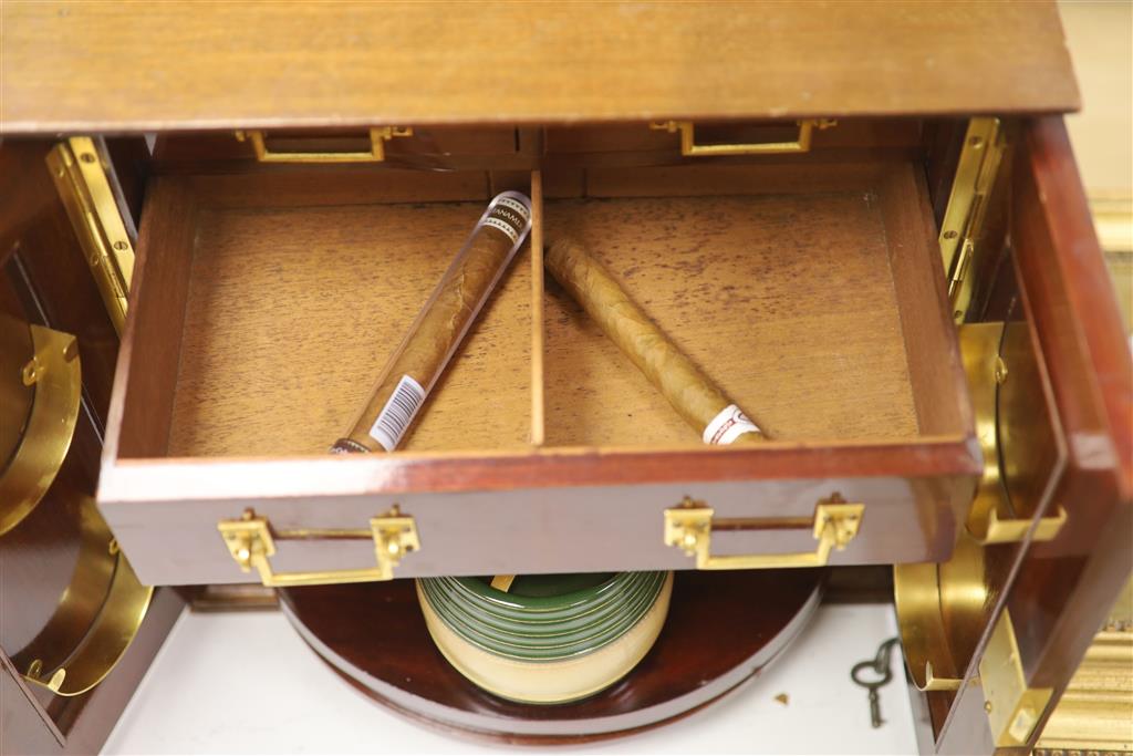 A Humidor mahogany cabinet, 35cm high, 37cm wide
